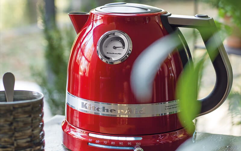 Kitchenaid pro sales line electric kettle