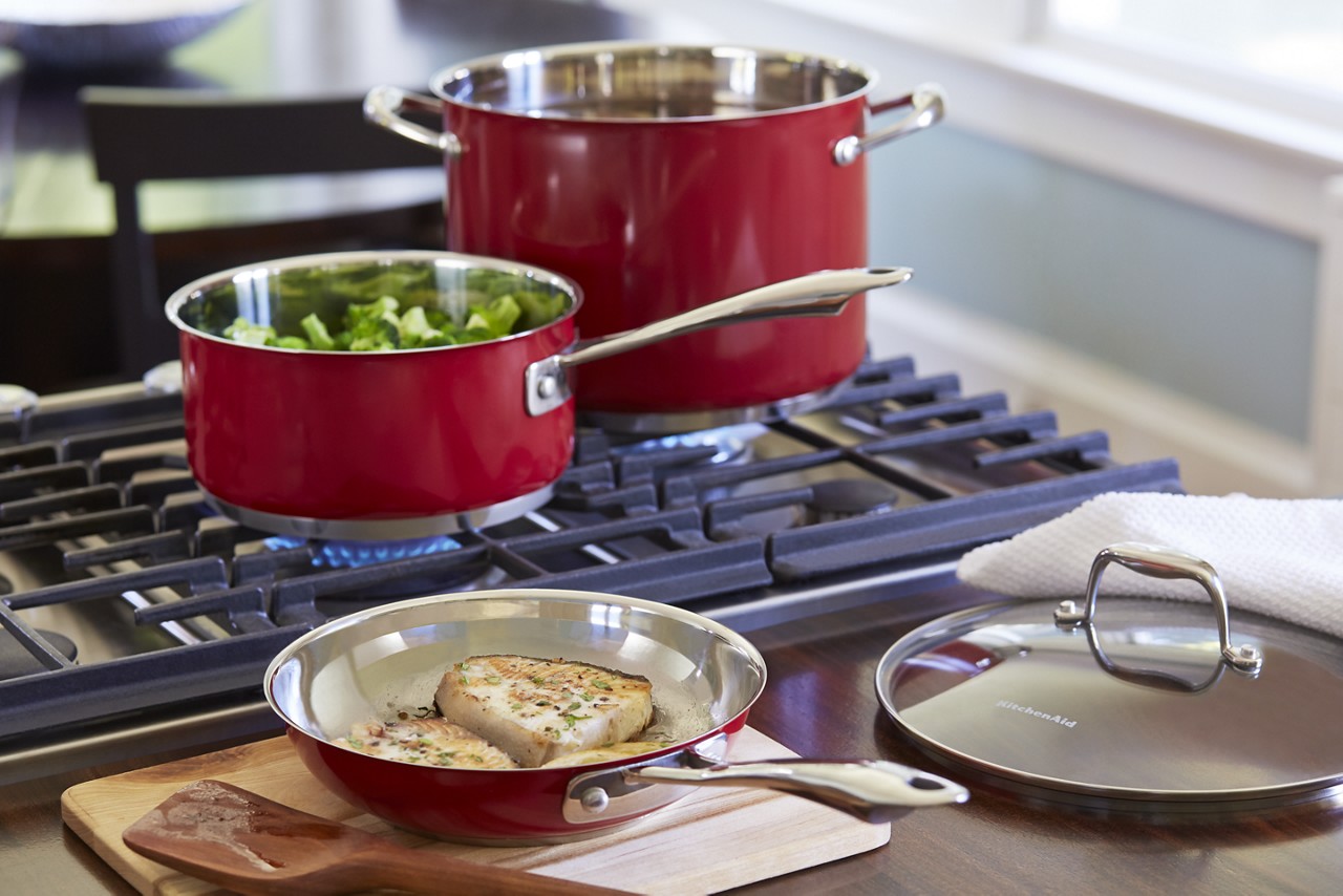 Find sleek, performance cooking sets at KitchenAid.