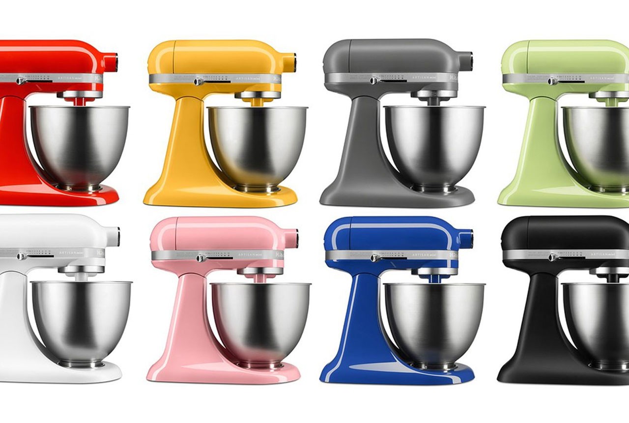 Recieve a free 10-piece KitchenAid® Cookware Set today