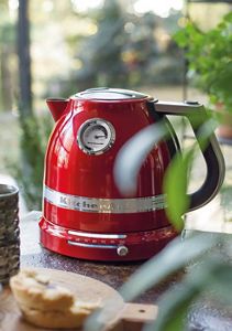 Pour Freshly Brewed Coffee